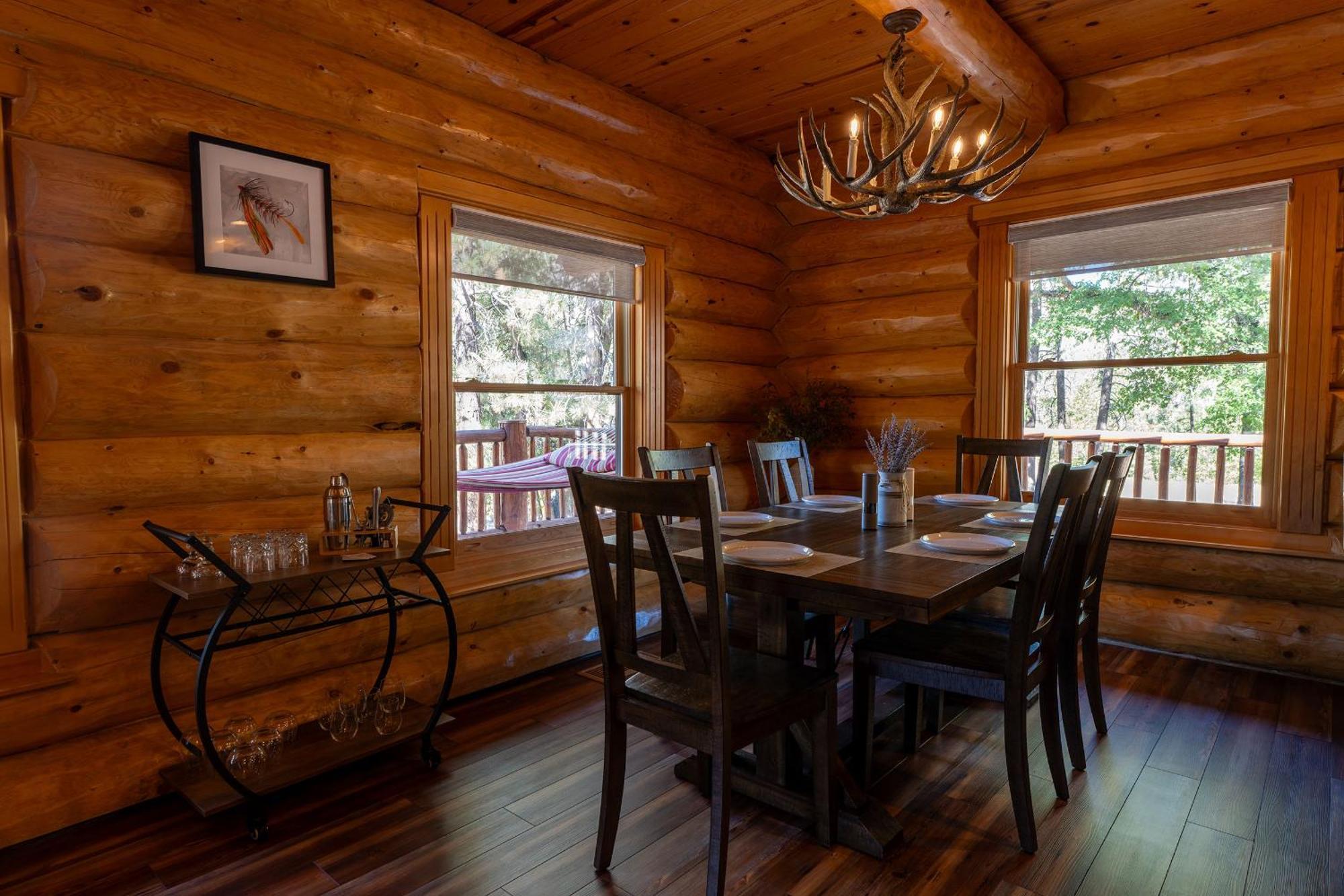 Peppermint Falls Ranch Ponderosa Exterior photo