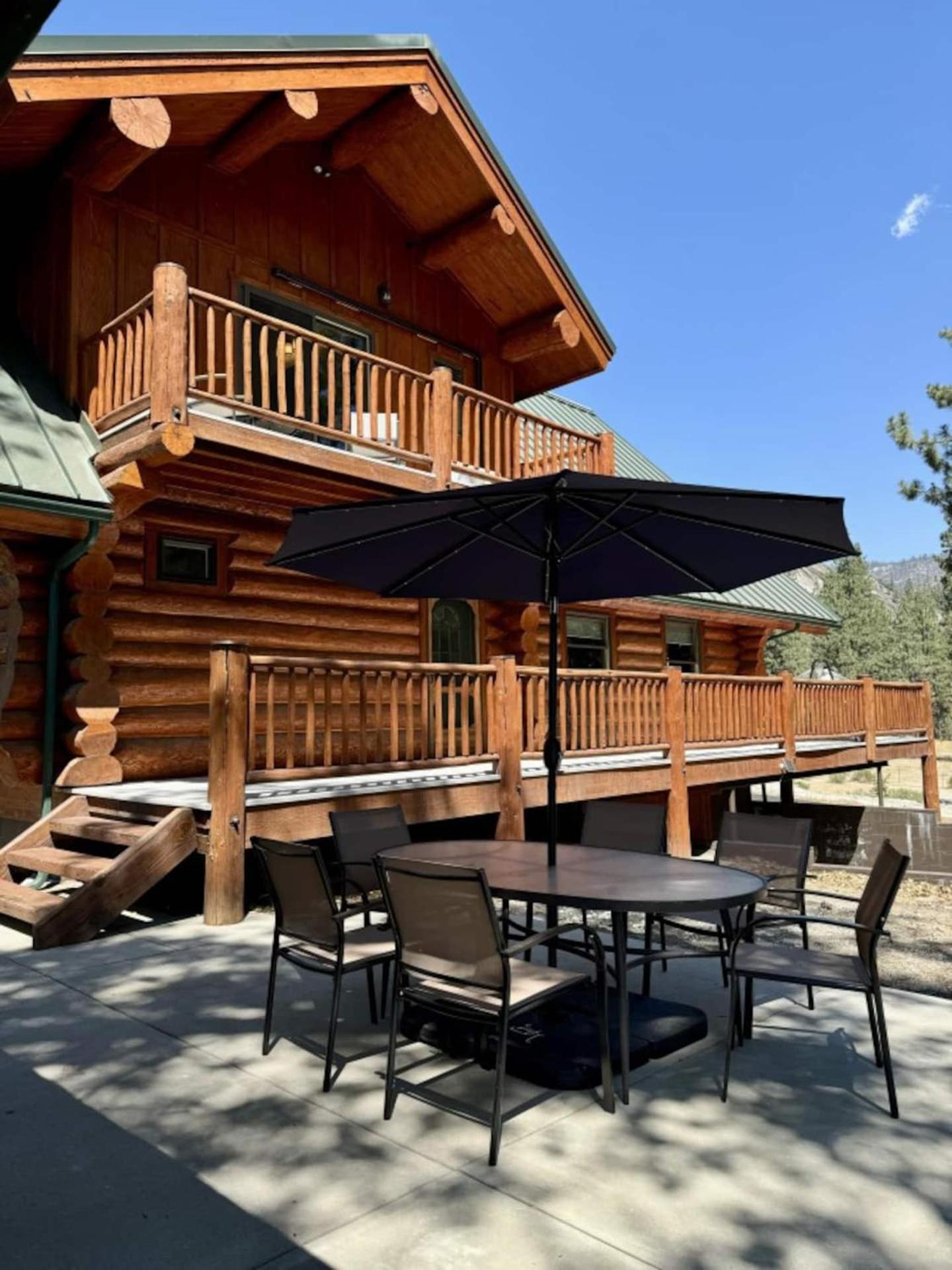 Peppermint Falls Ranch Ponderosa Exterior photo