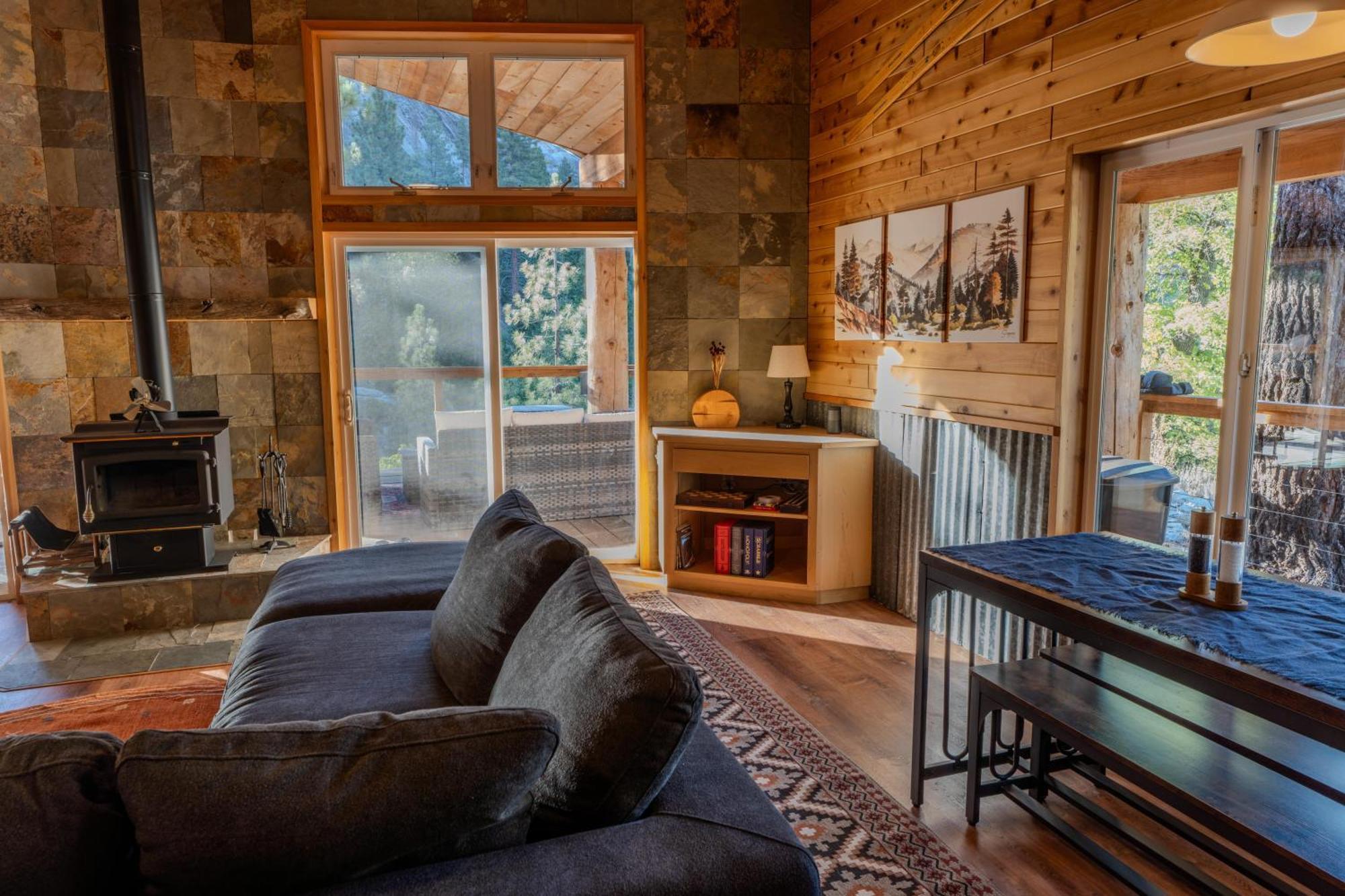 Peppermint Falls Ranch Ponderosa Exterior photo