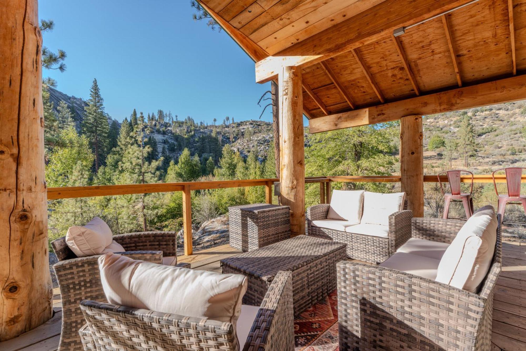 Peppermint Falls Ranch Ponderosa Exterior photo